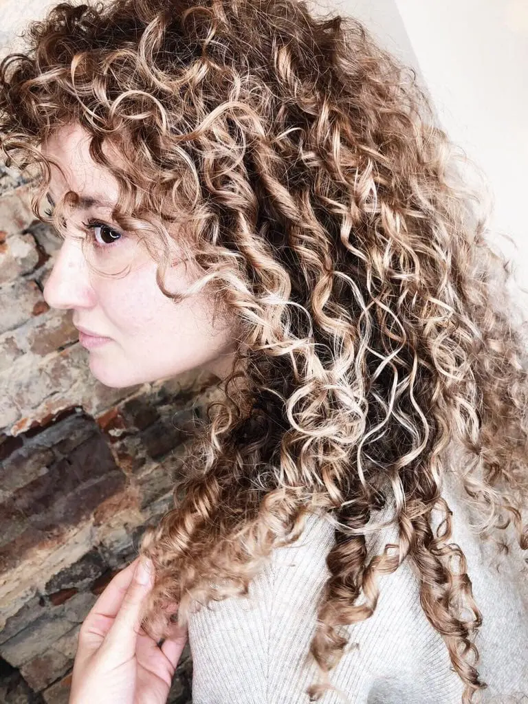 the color krullen kapsels