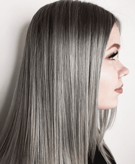 the color metallic zilvergrijs haar