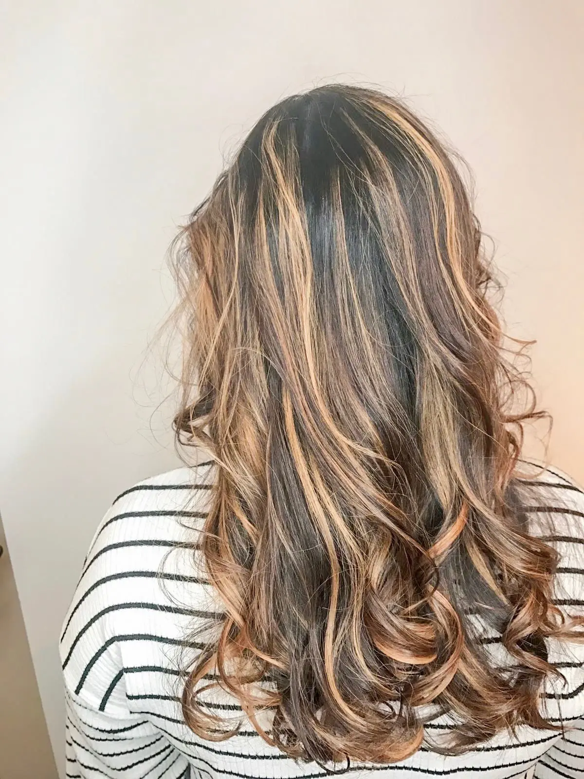 the color sun-kissed highlights